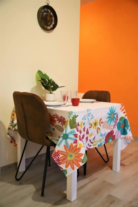 Villa Orange Plestan Esterno foto